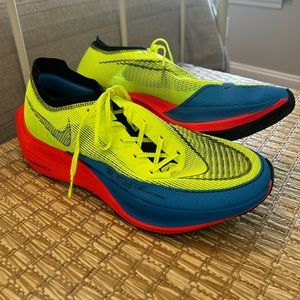 NIKE ZOOMX VAPIRFLY MENS RUNNING SNEAKERS 12